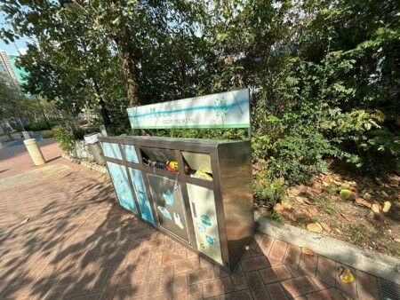 湖山河畔公园 (近龙门居)