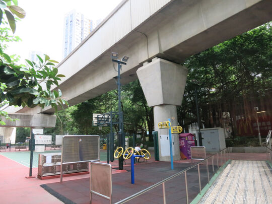 博康邨對出曾大屋遊樂場