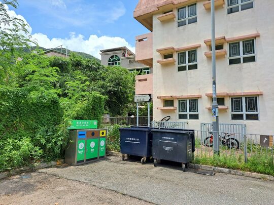东涌马湾新村停车场侧空地