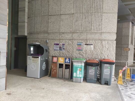 緻蓝天休闲区近第三座