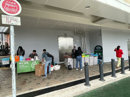 山丽苑松山阁对出（近停车场闸口