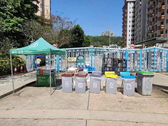 荃湾青山公路青龙头段100号豪景花园4座对出蓝闸