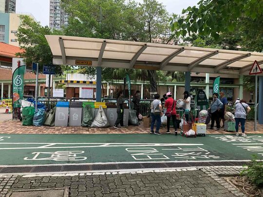 粉嶺置嘉里近巴士站